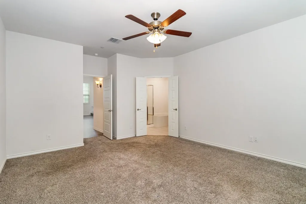 2413 Siskiyou Street Lewisville TX 75056