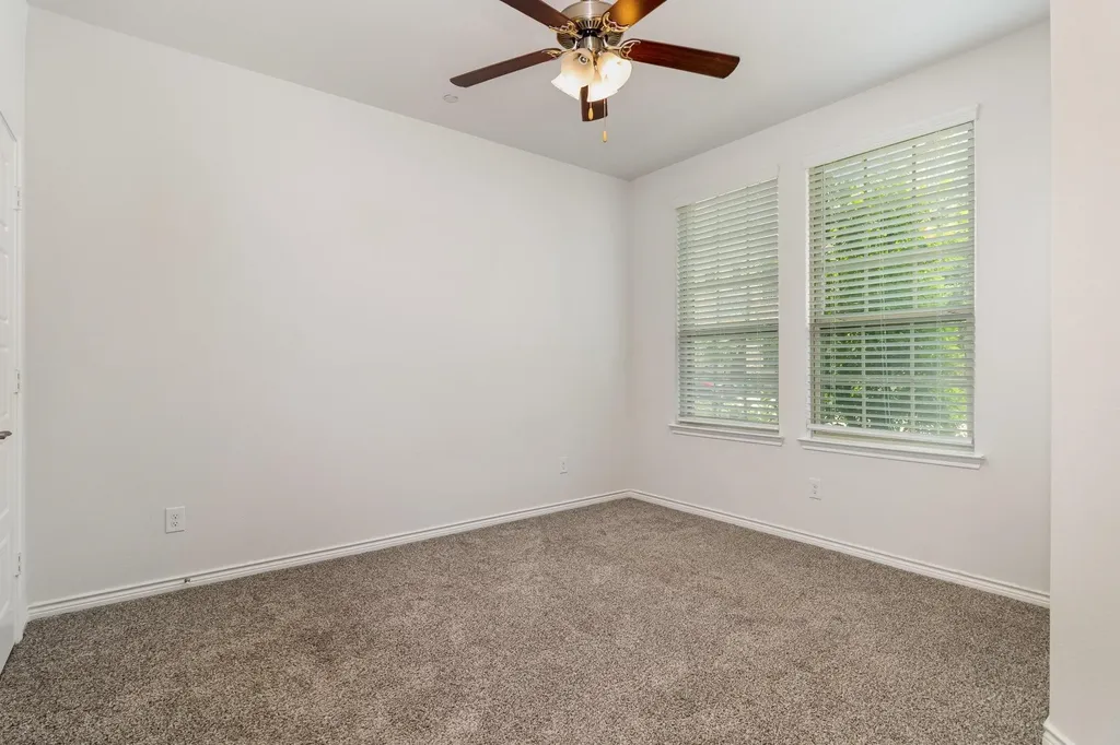 2413 Siskiyou Street Lewisville TX 75056
