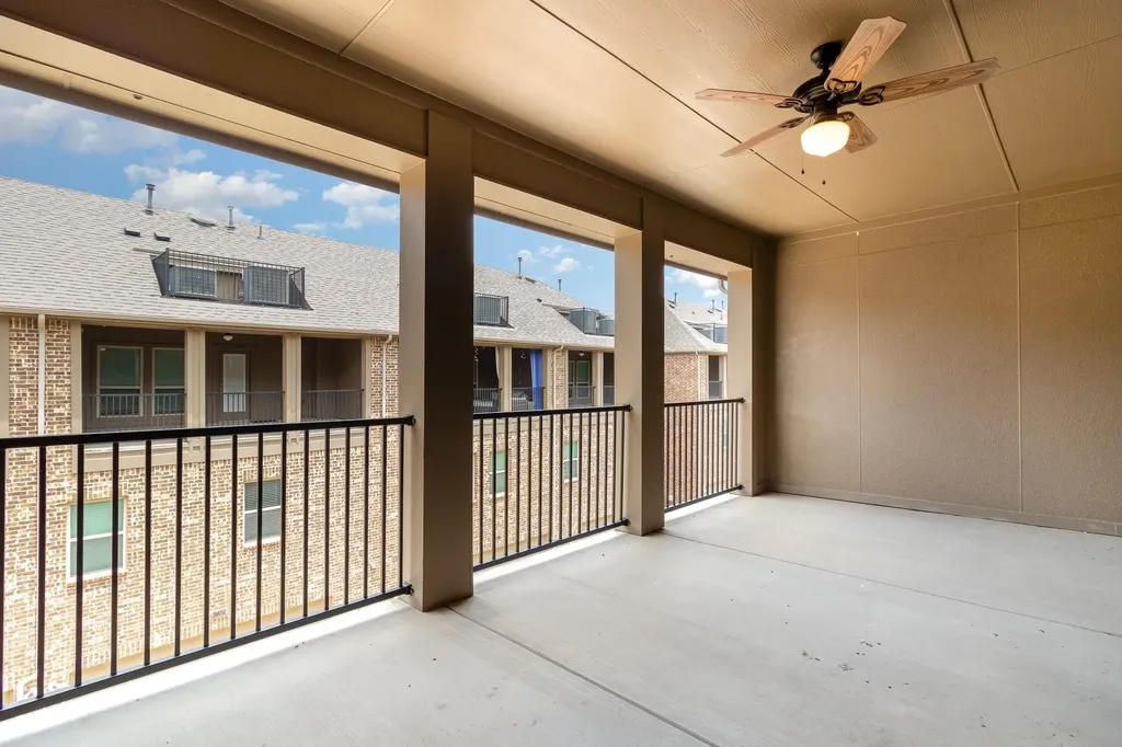 2413 Siskiyou Street Lewisville TX 75056