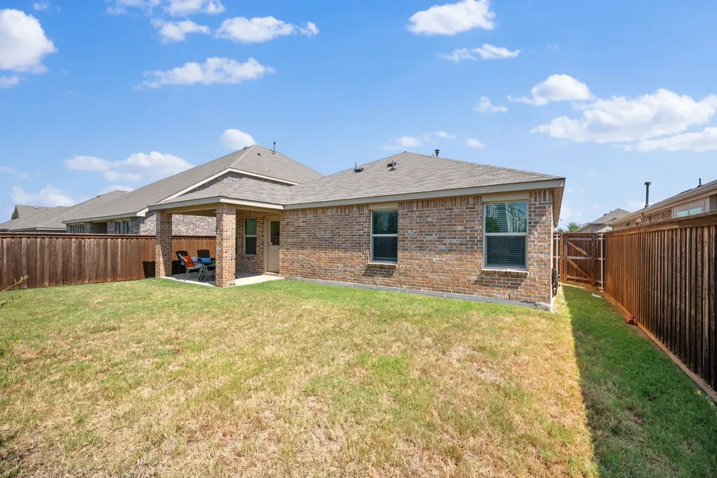 2356 Dolostone Drive Little Elm TX 76227