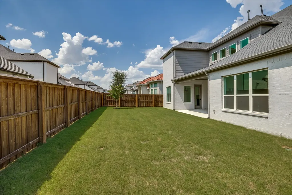 10347 Indigo Bush Lane Frisco TX 75035