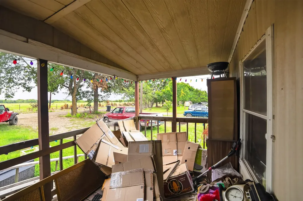 188 County Road 14300 Pattonville TX 75468