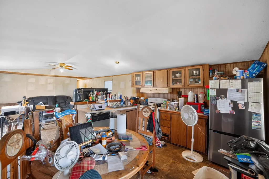 188 County Road 14300 Pattonville TX 75468