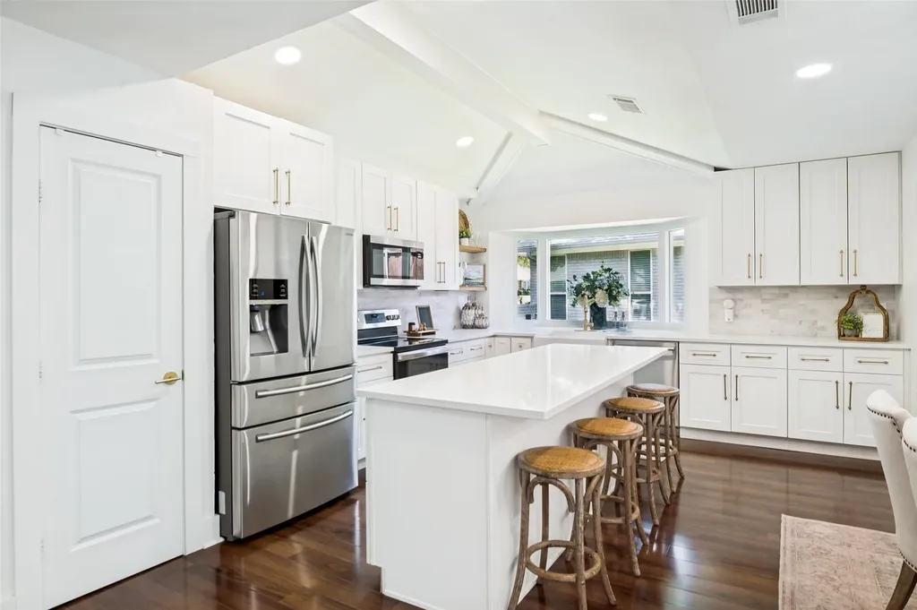 2269 Bunker Hill Circle Plano TX 75075