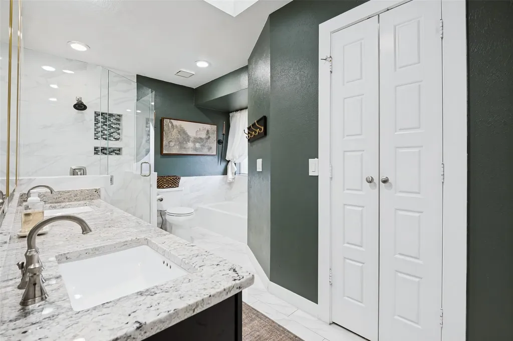 2269 Bunker Hill Circle Plano TX 75075