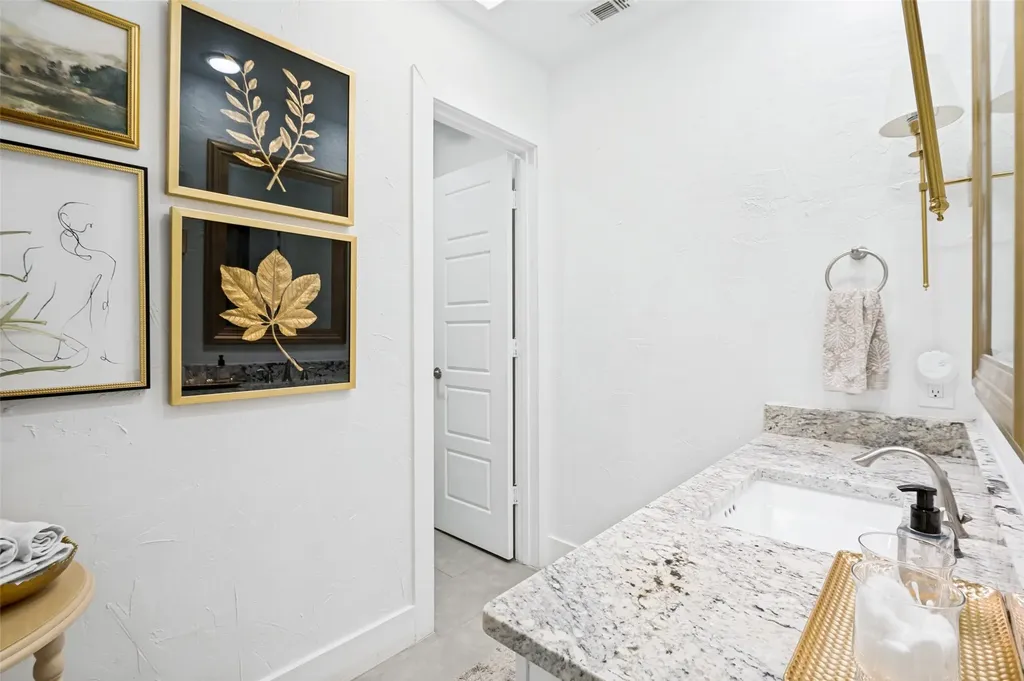 2269 Bunker Hill Circle Plano TX 75075