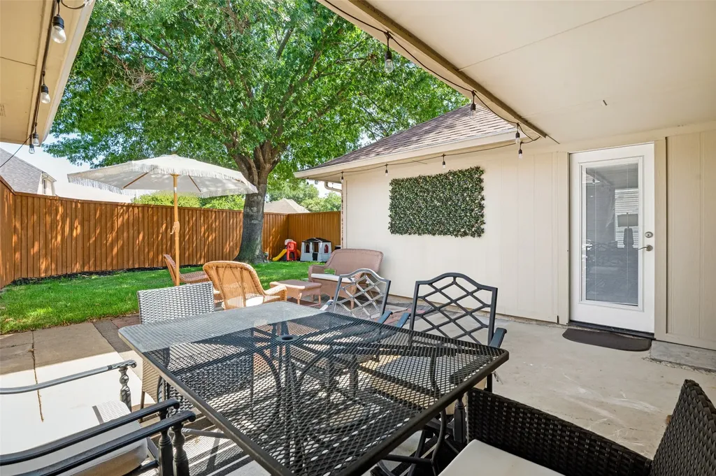 2269 Bunker Hill Circle Plano TX 75075