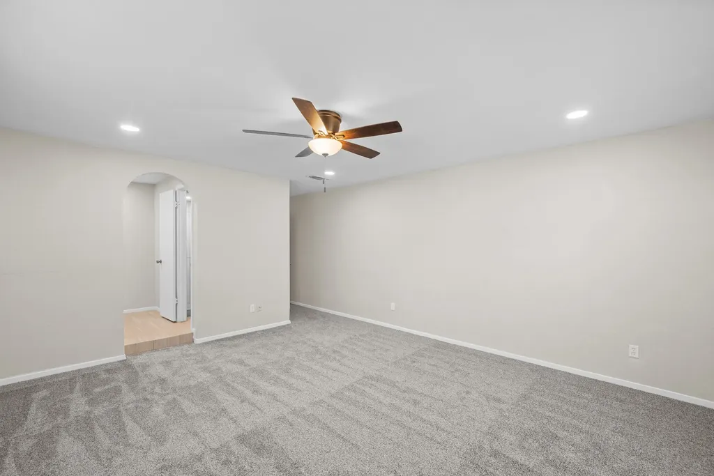 2001 San Jacinto Drive Arlington TX 76012