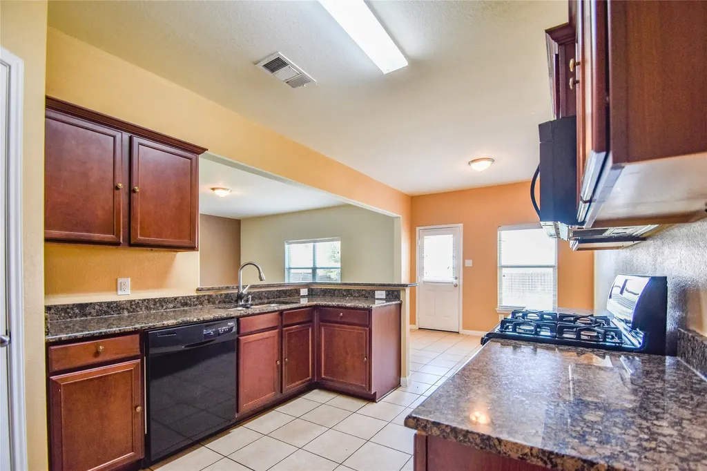 784 Keel Line Drive Crowley TX 76036