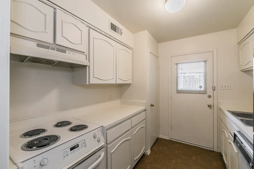 4808 Bryce Avenue Fort Worth TX 76107