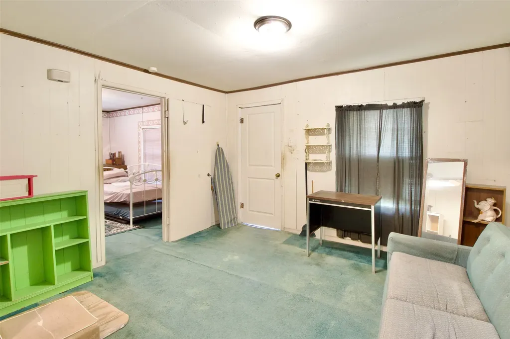 2015 N 12th Street Waco TX 76708