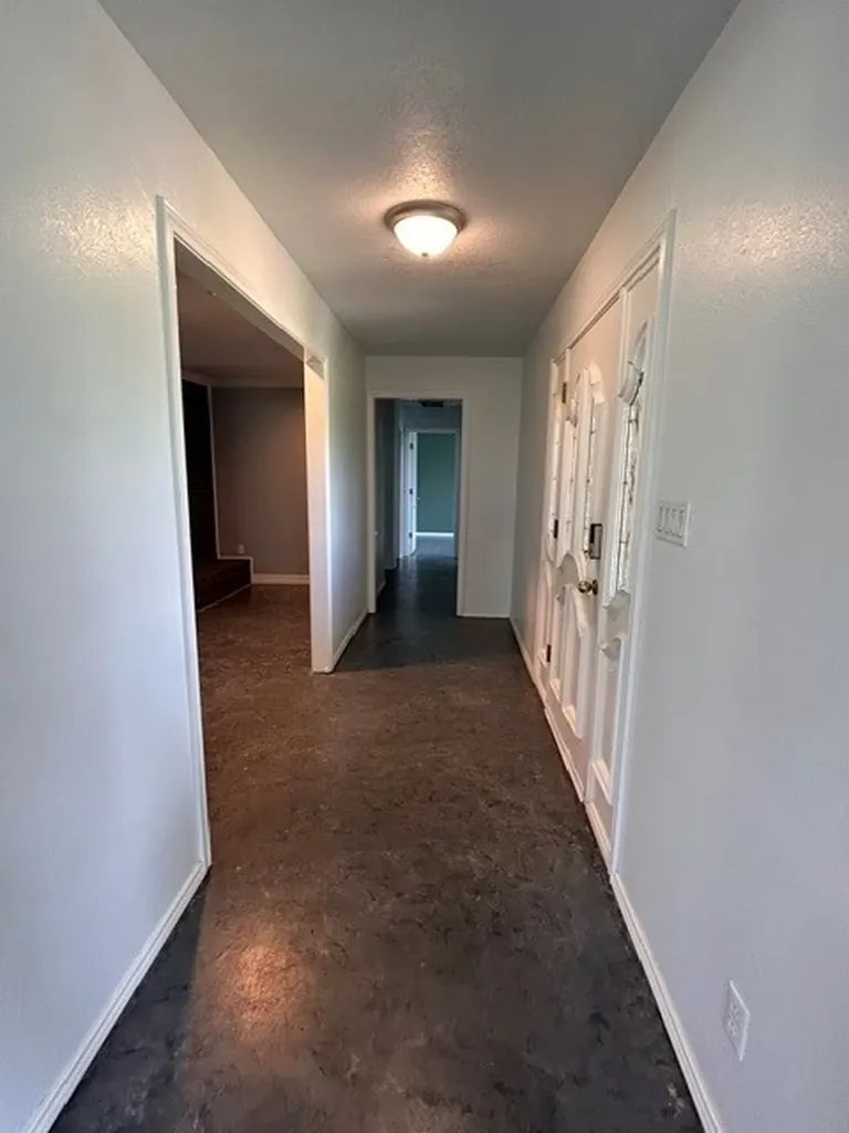 177 County Road 4917 Newark TX 76071