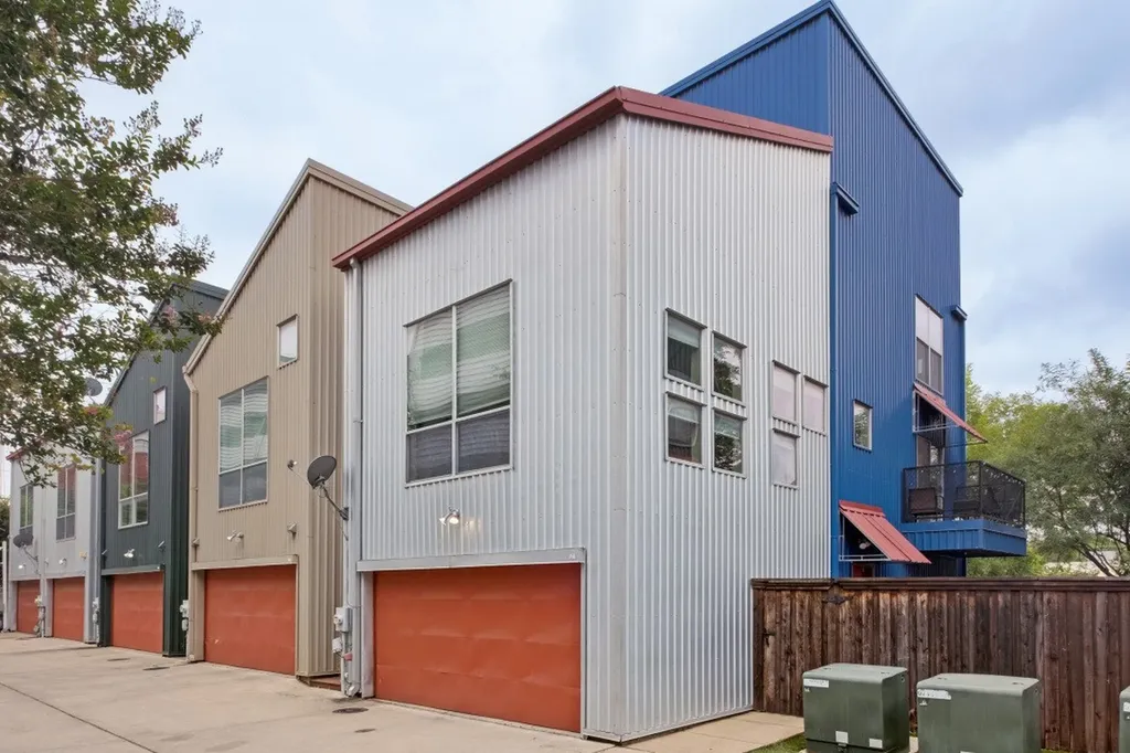 1211 Urban Lofts Drive Dallas TX 75215