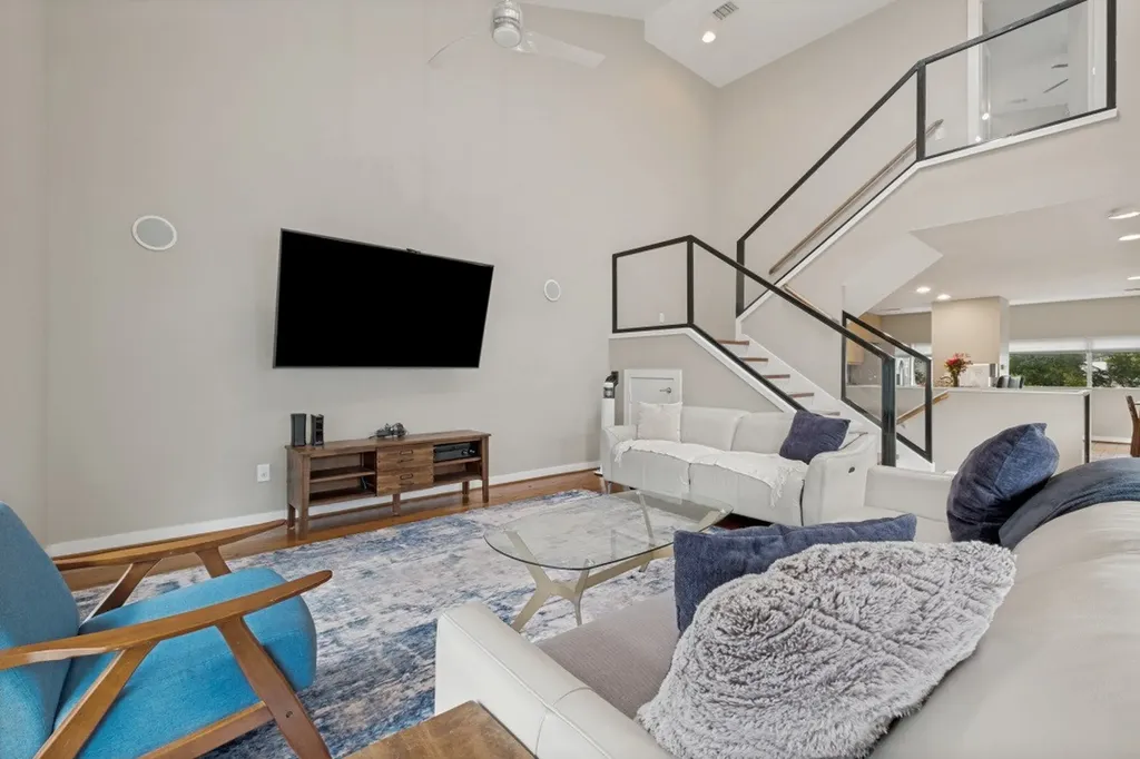 1211 Urban Lofts Drive Dallas TX 75215