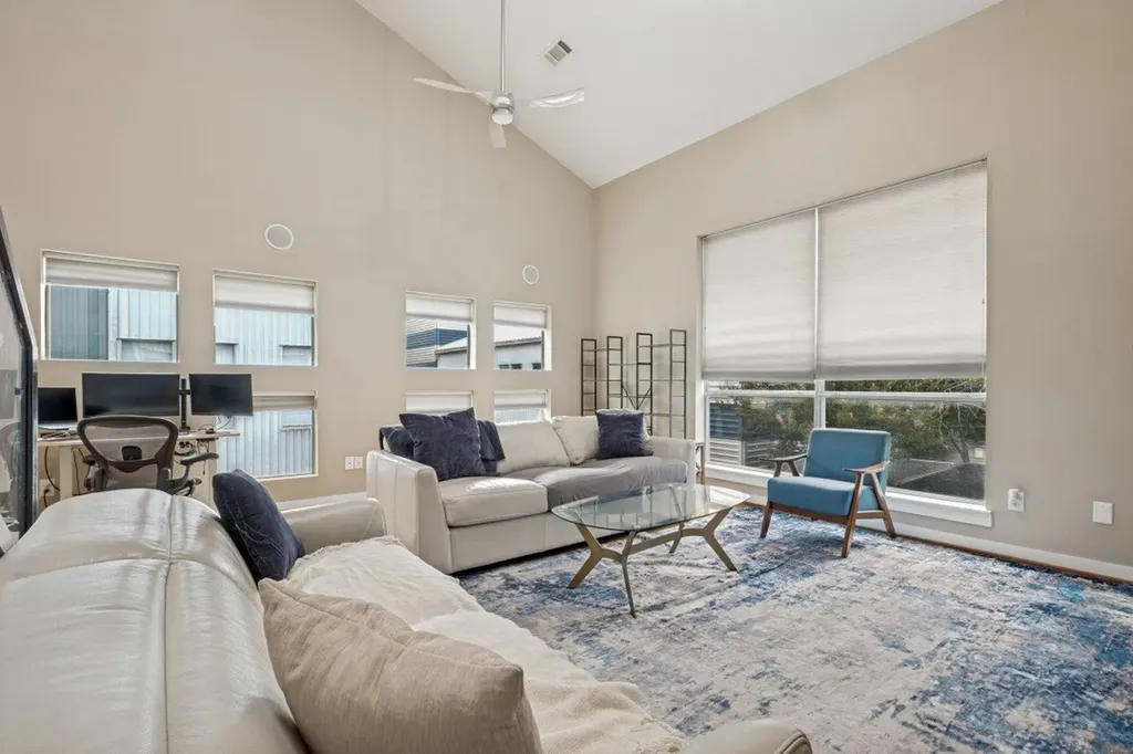 1211 Urban Lofts Drive Dallas TX 75215