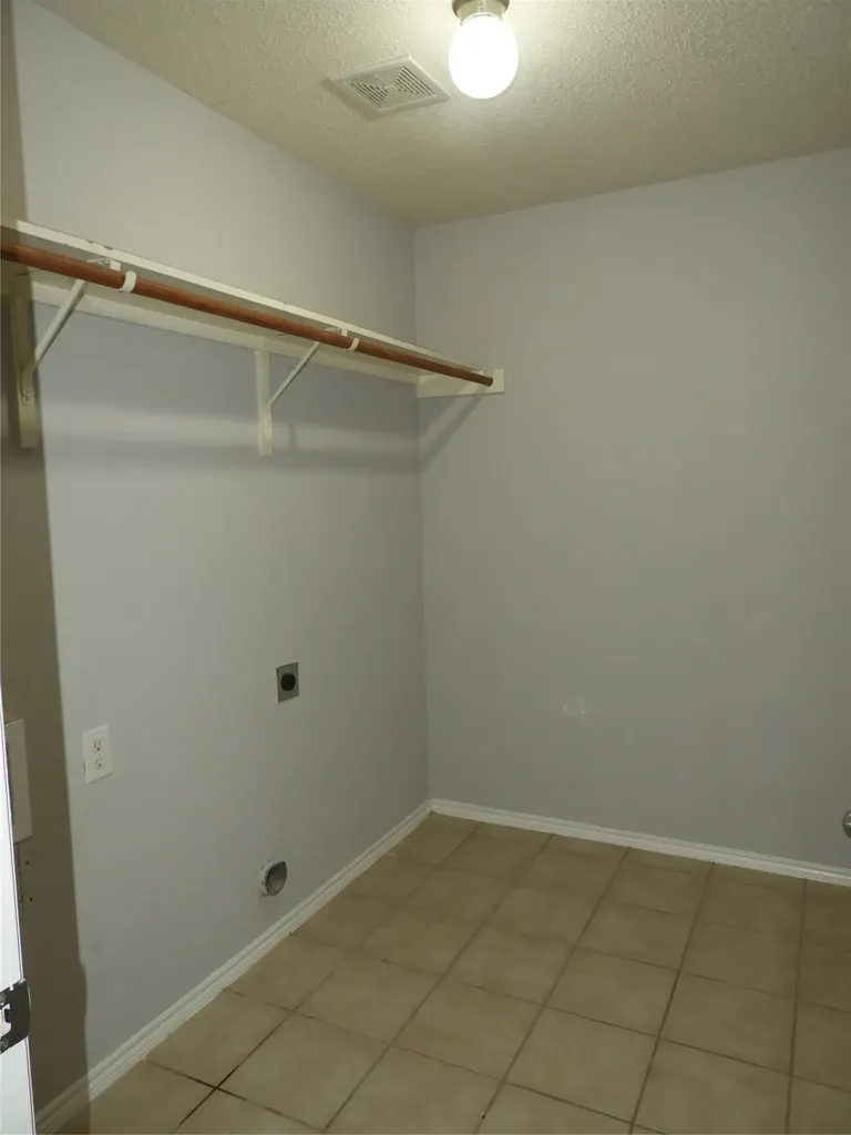 2016 Clinton Drive Mckinney TX 75072