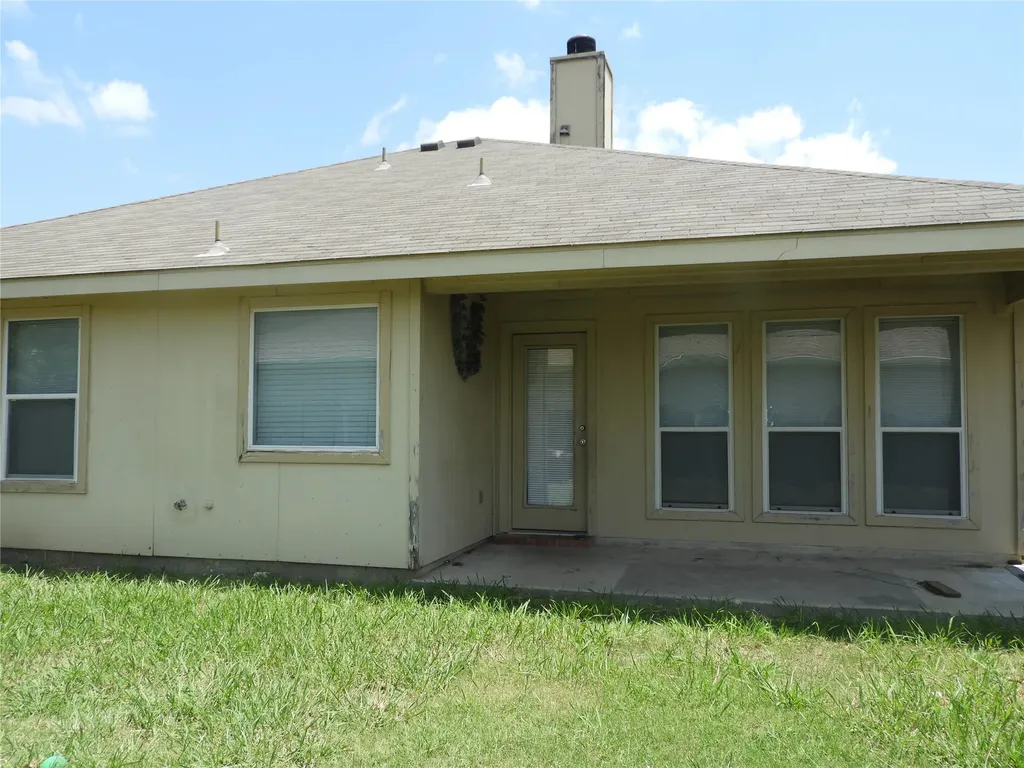 2016 Clinton Drive Mckinney TX 75072