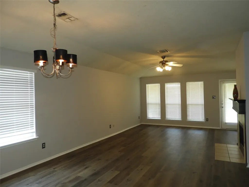 2016 Clinton Drive Mckinney TX 75072