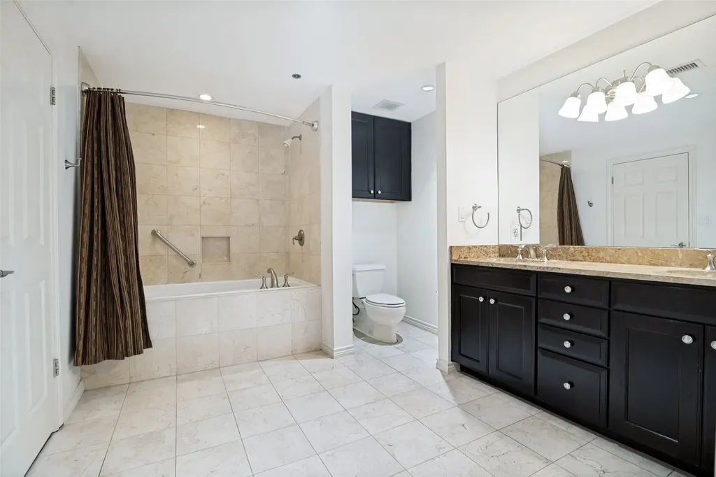 5909 Luther Lane Dallas TX 75225