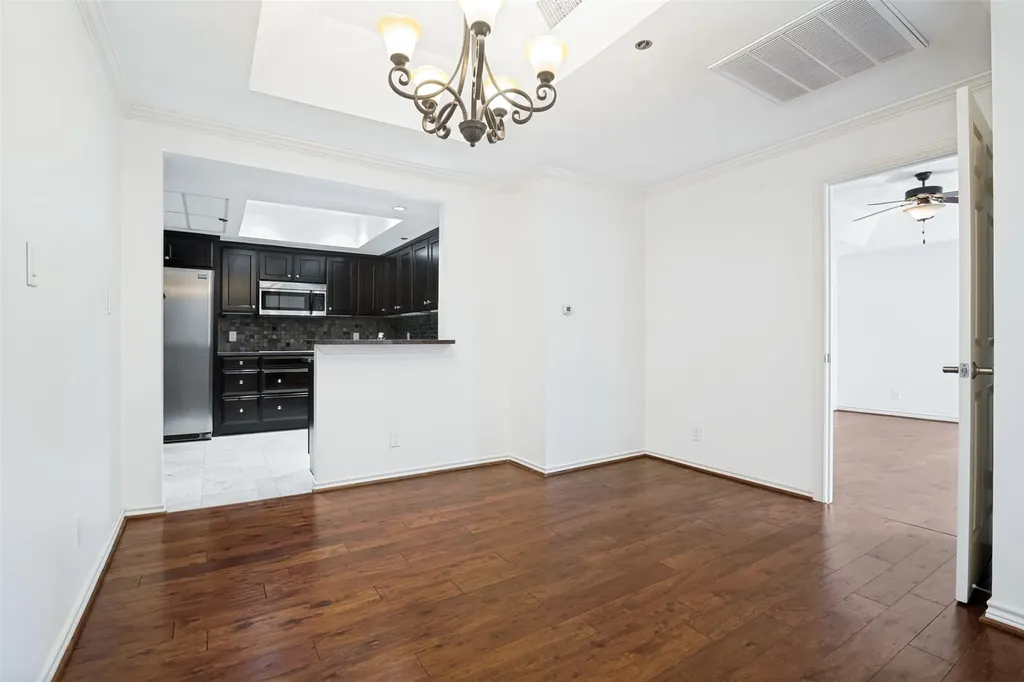 5909 Luther Lane Dallas TX 75225