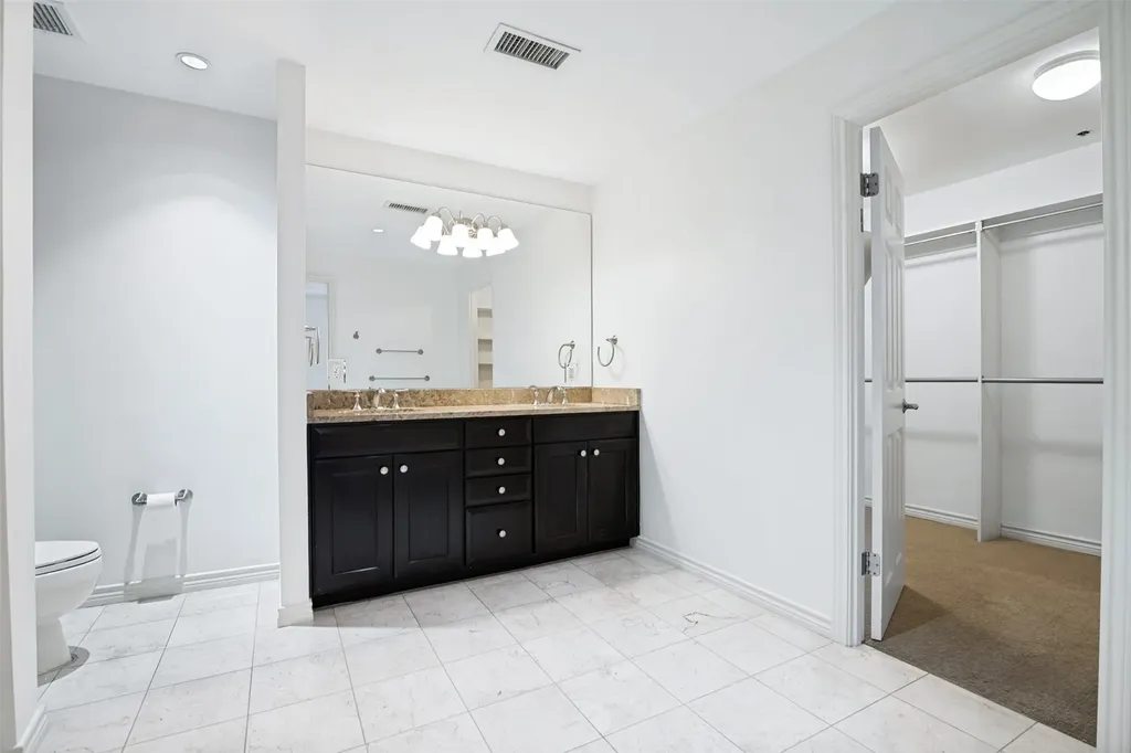 5909 Luther Lane Dallas TX 75225