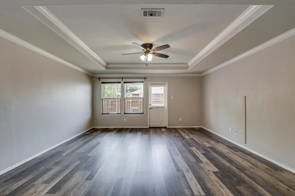 9004 Cloudveil Drive Arlington TX 76002