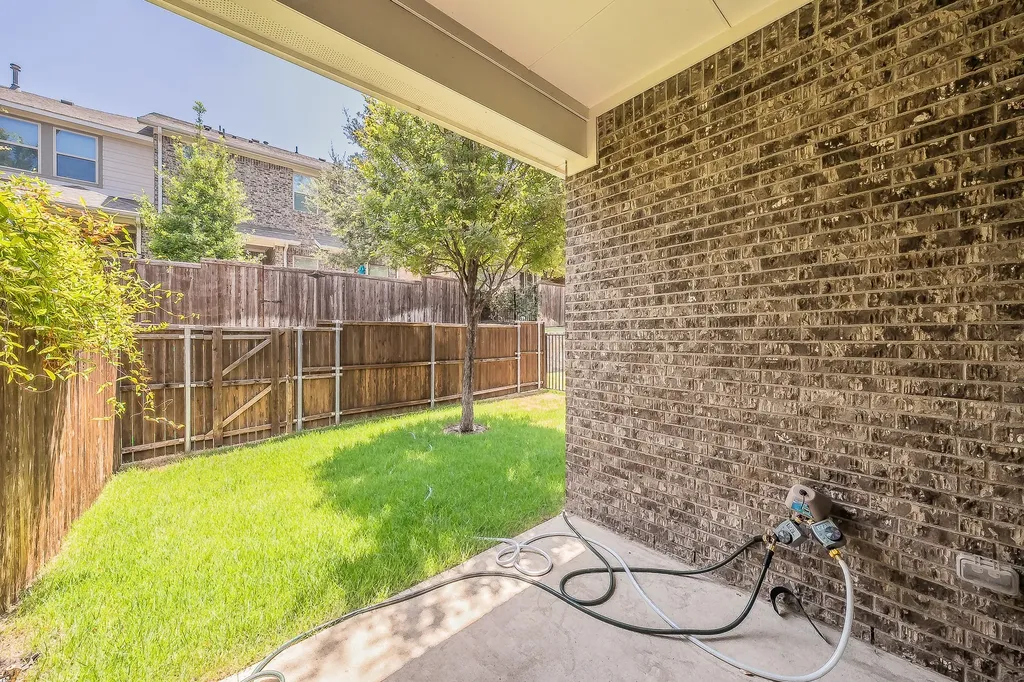 17764 Agave Lane Dallas TX 75252