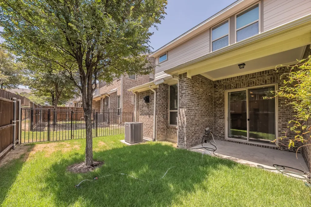 17764 Agave Lane Dallas TX 75252