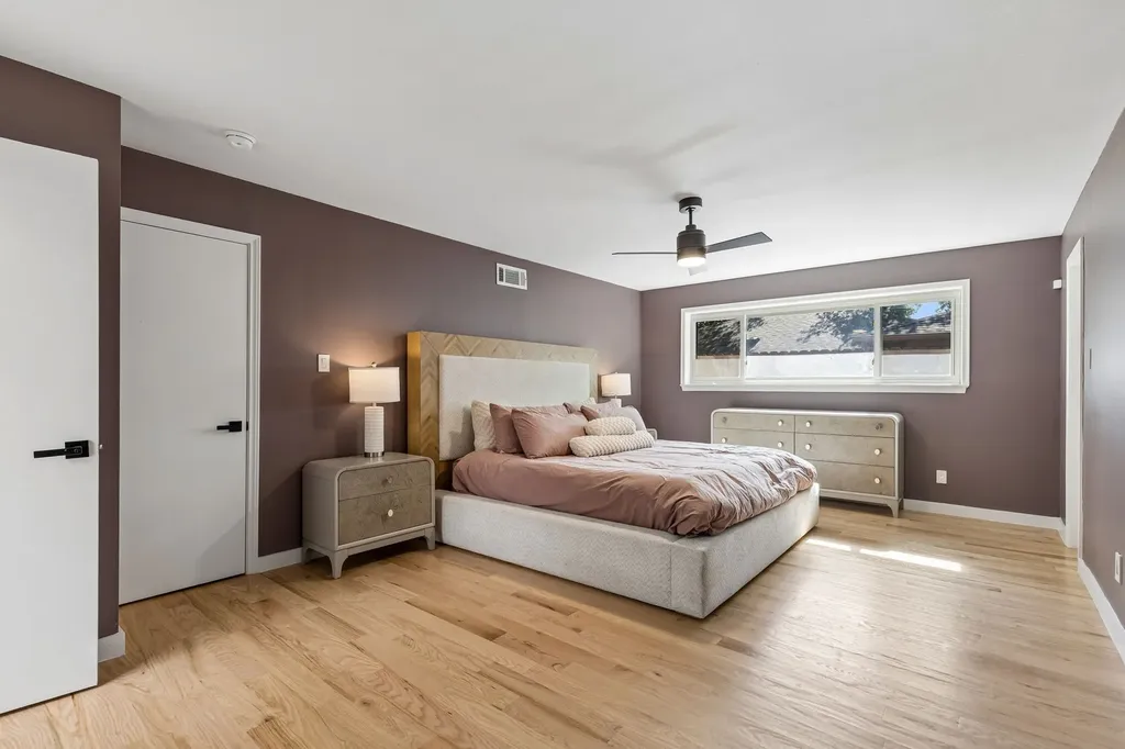 6306 Glennox Lane Dallas TX 75214