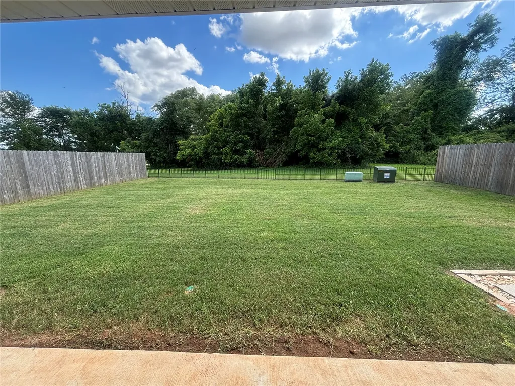 3337 Grand Lake Drive Bossier City LA 71111