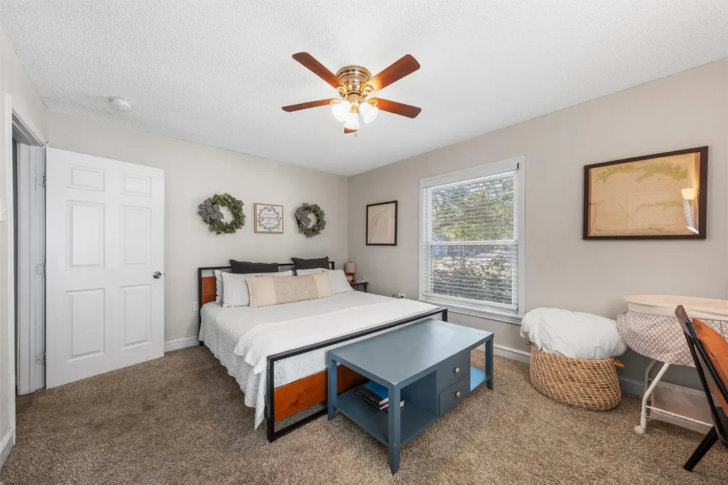 2701 Herring Avenue Waco TX 76708