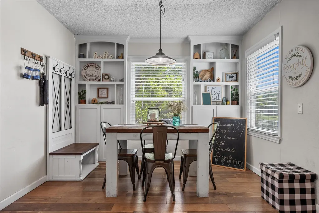 2701 Herring Avenue Waco TX 76708