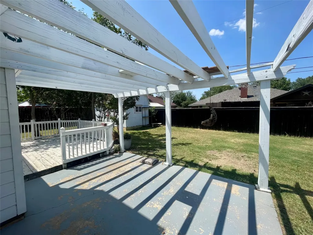 625 Main Street Roanoke TX 76262