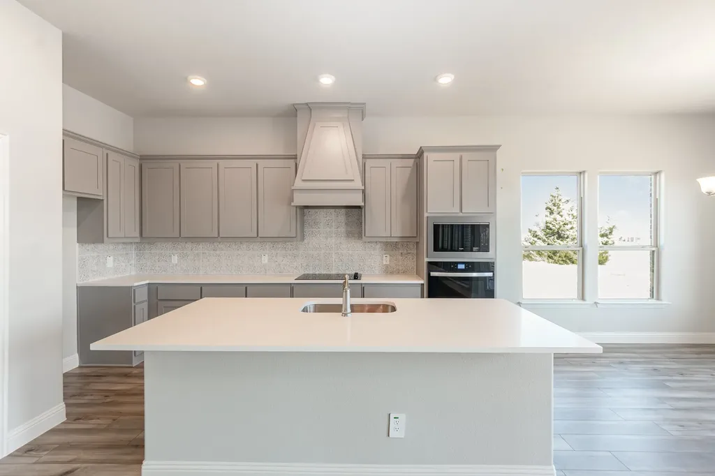 610 Crystal Lake Lane Red Oak TX 75154