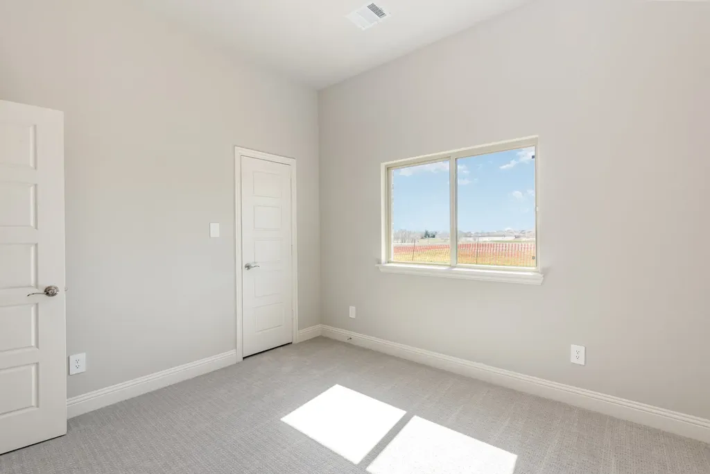 610 Crystal Lake Lane Red Oak TX 75154
