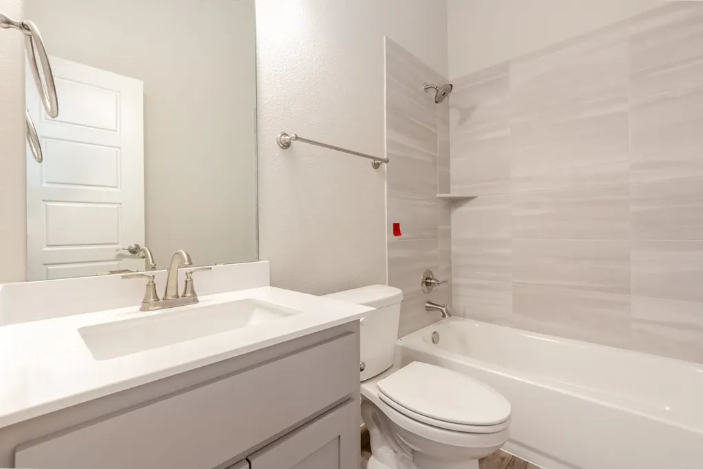 610 Crystal Lake Lane Red Oak TX 75154