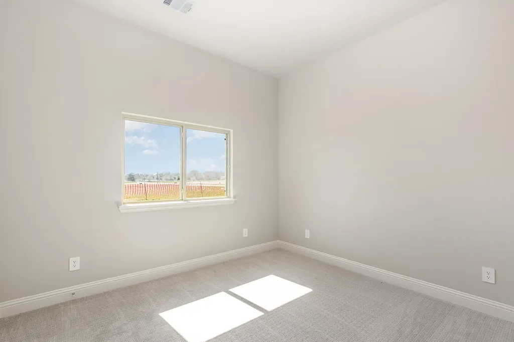 610 Crystal Lake Lane Red Oak TX 75154