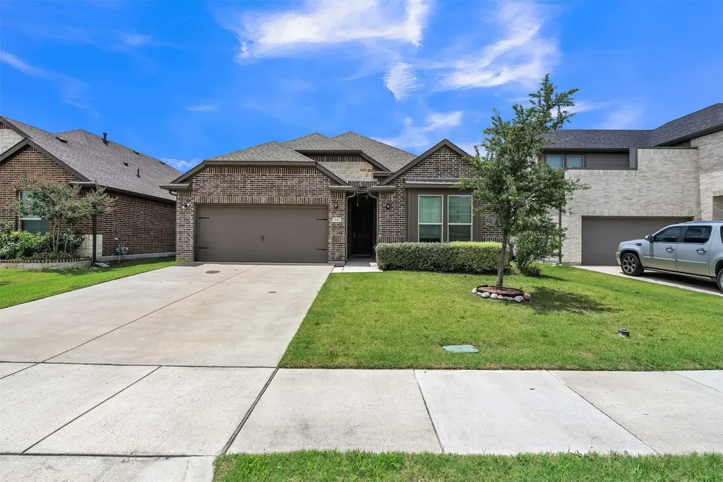 639 Congressional Avenue Red Oak TX 75154