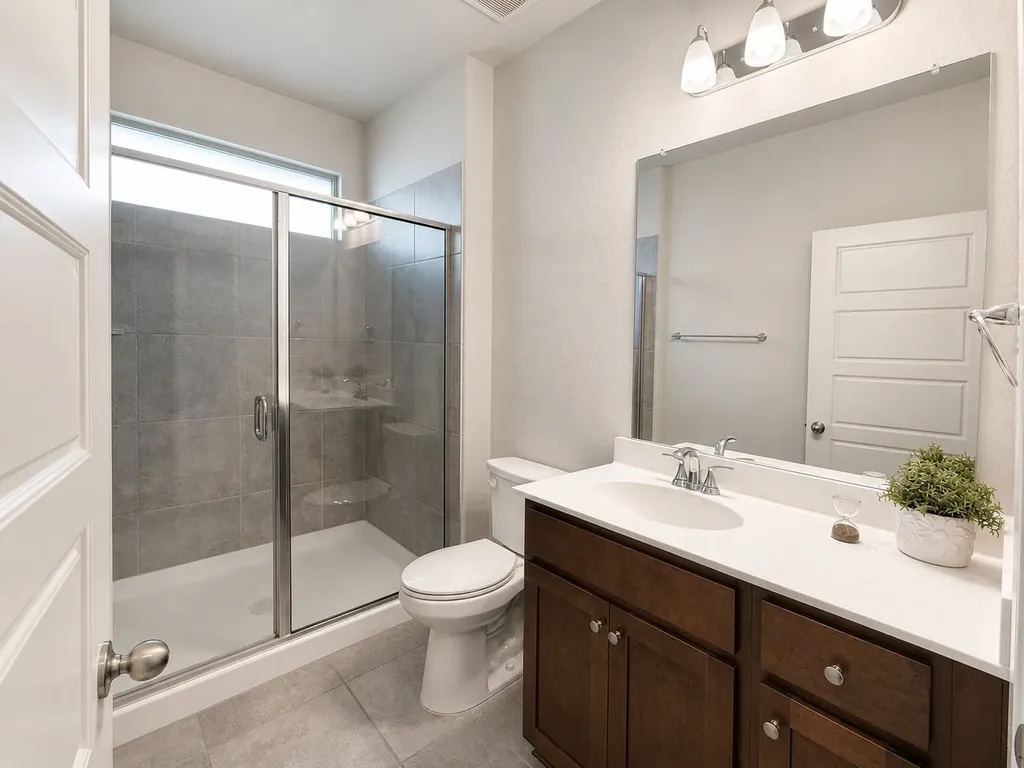 639 Congressional Avenue Red Oak TX 75154