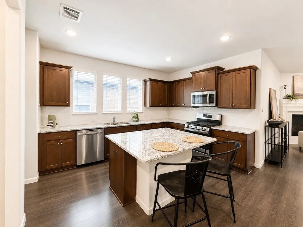 639 Congressional Avenue Red Oak TX 75154