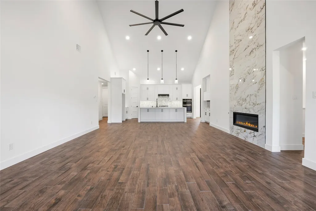 7203 Harris Place Arlington TX 76001