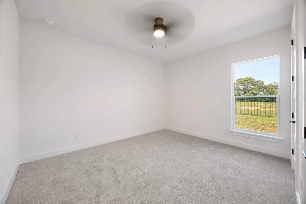 7203 Harris Place Arlington TX 76001
