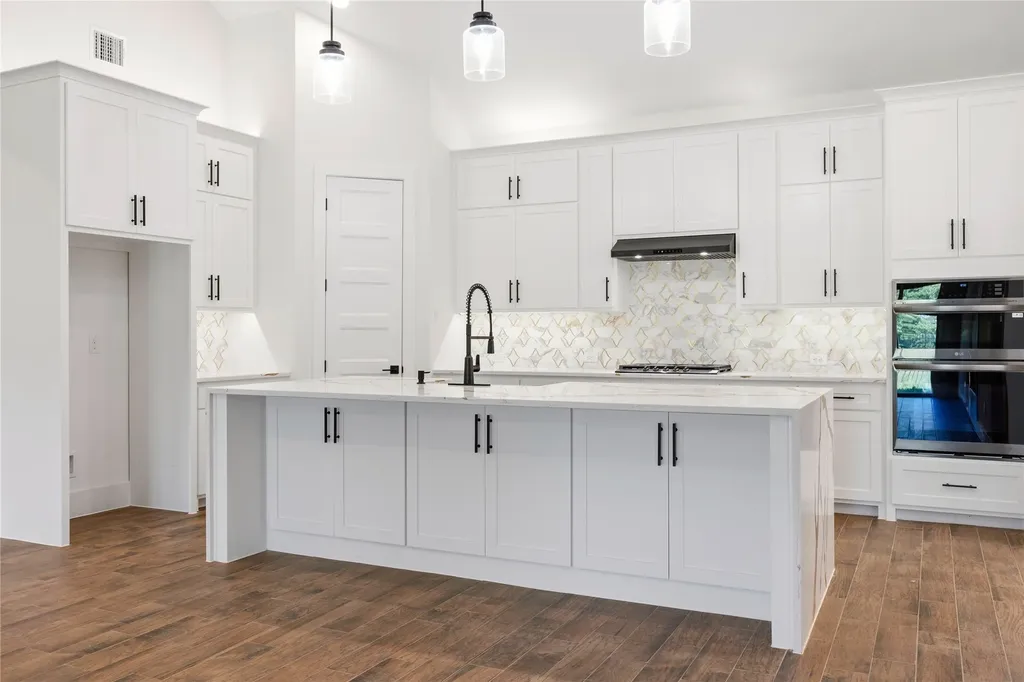 7203 Harris Place Arlington TX 76001