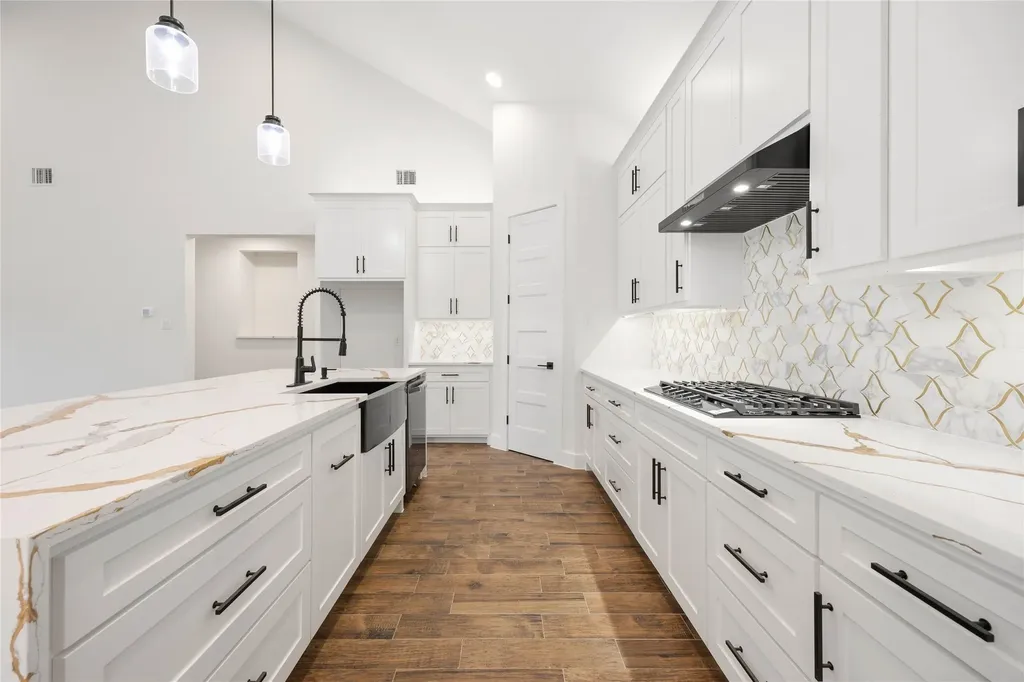 7203 Harris Place Arlington TX 76001