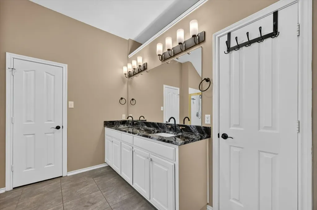 2720 Windstone Way Corinth TX 76210