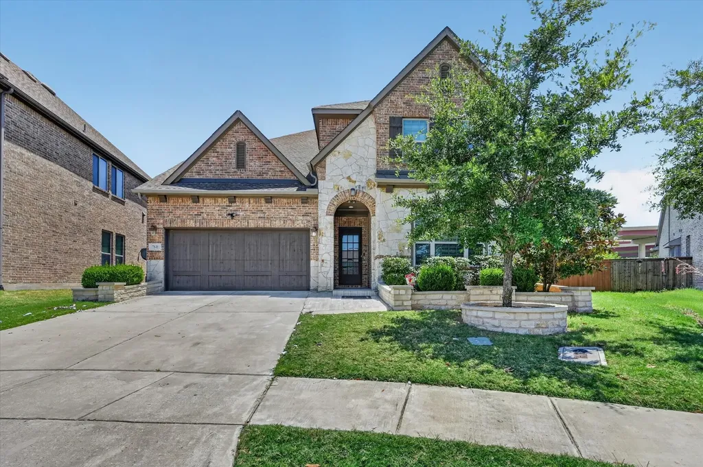 7840 Renderbrook Bend Irving TX 75063