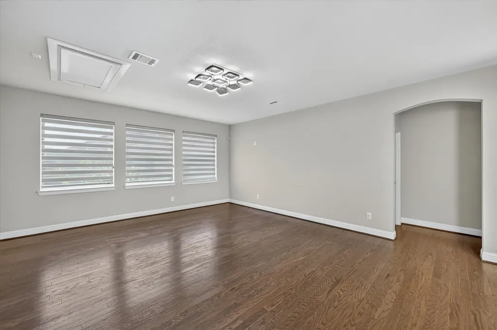 7840 Renderbrook Bend Irving TX 75063
