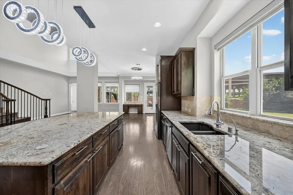 7840 Renderbrook Bend Irving TX 75063