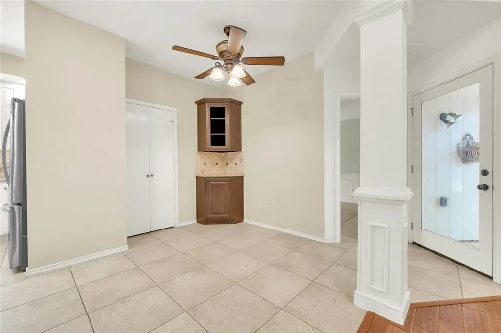 617 Arbor Court Highland Village TX 75077