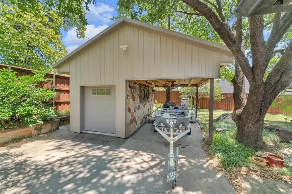 617 Arbor Court Highland Village TX 75077